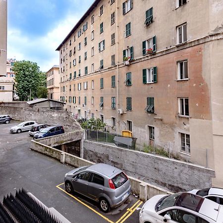 Апартаменты Dolce Casa Di Sve Vicino La Stazione Генуя Экстерьер фото